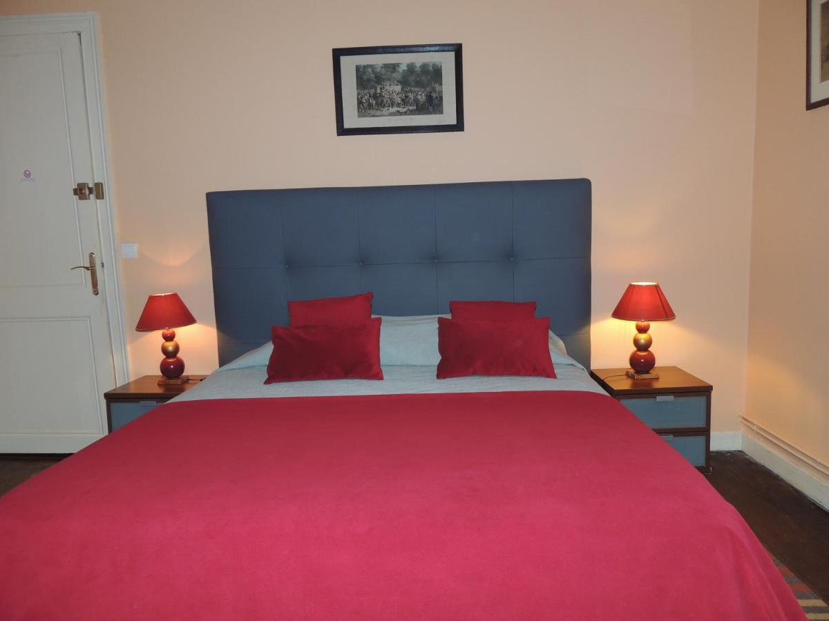 Le Jardin Des Cygnes Bed & Breakfast Pineuilh Eksteriør bilde