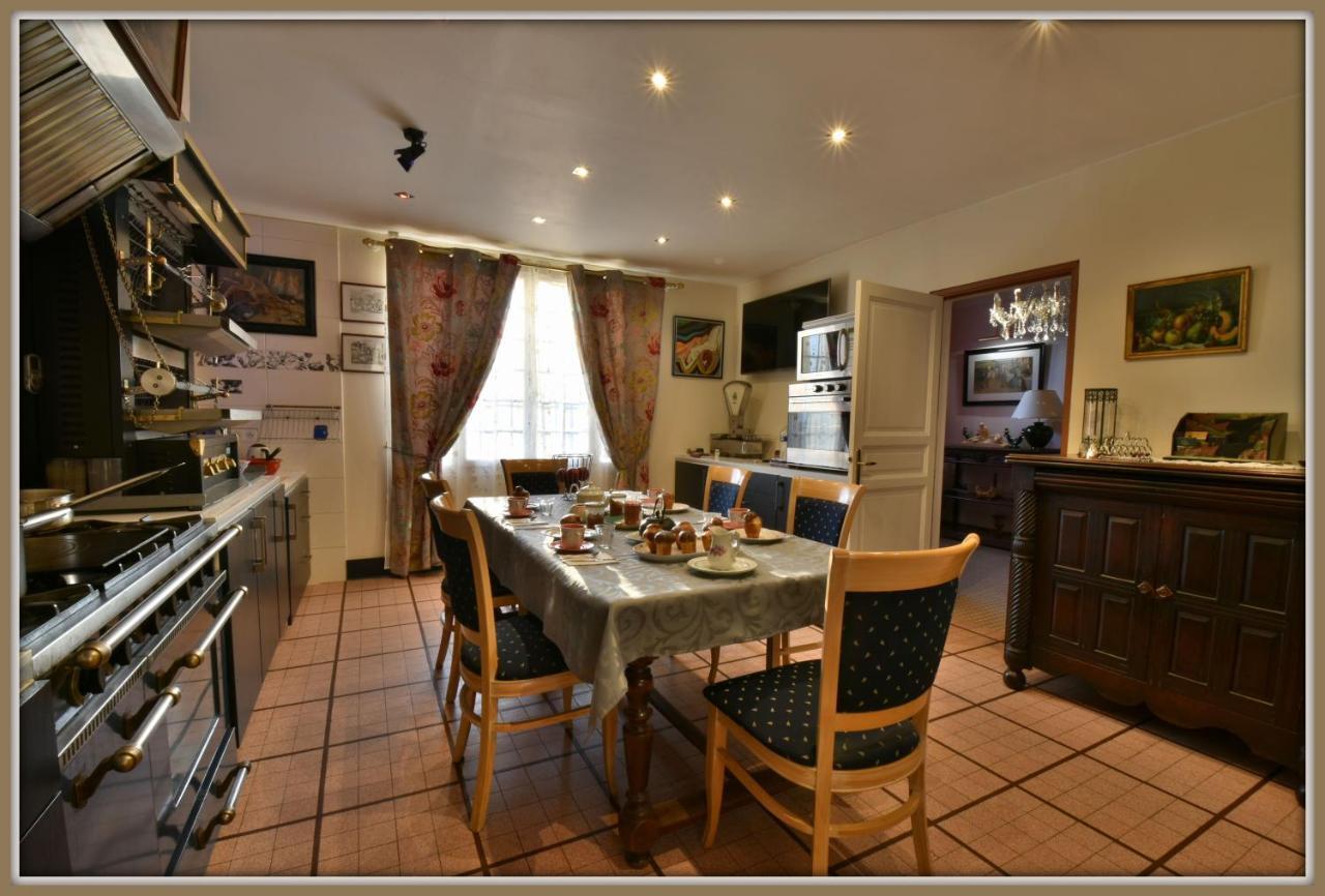 Le Jardin Des Cygnes Bed & Breakfast Pineuilh Eksteriør bilde
